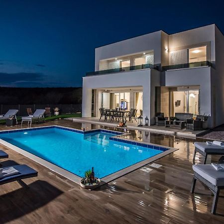 Villas Royal II With Private Pool 노바야 외부 사진
