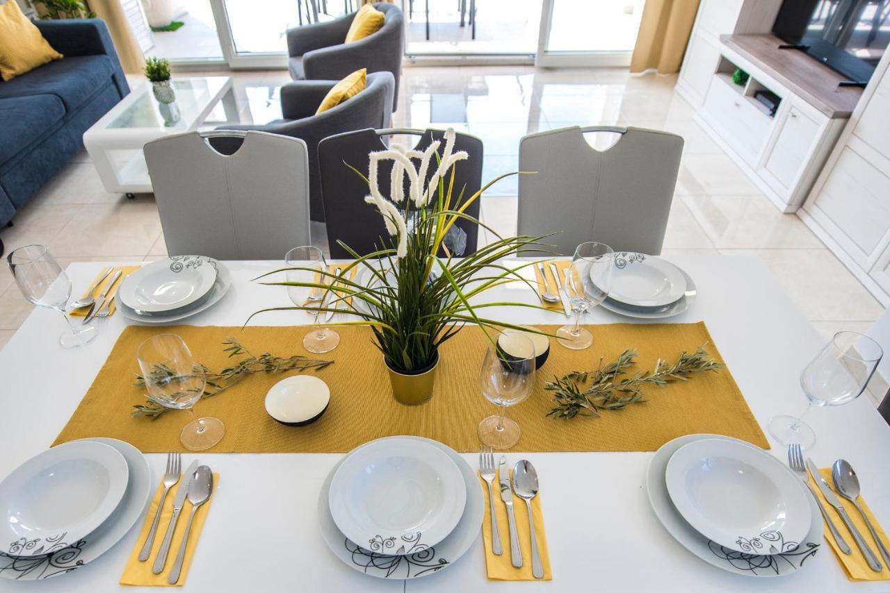 Villas Royal II With Private Pool 노바야 외부 사진
